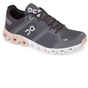 Cloudflow Running Shoe ON